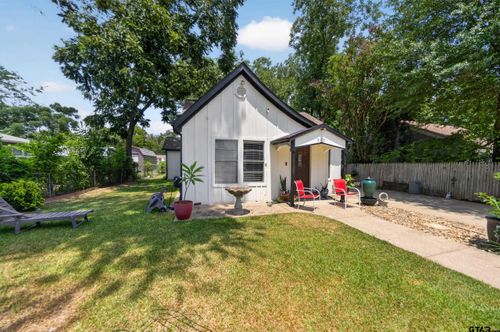 915 Lindsey Ln, Tyler, TX, 75701-1452 | Card Image