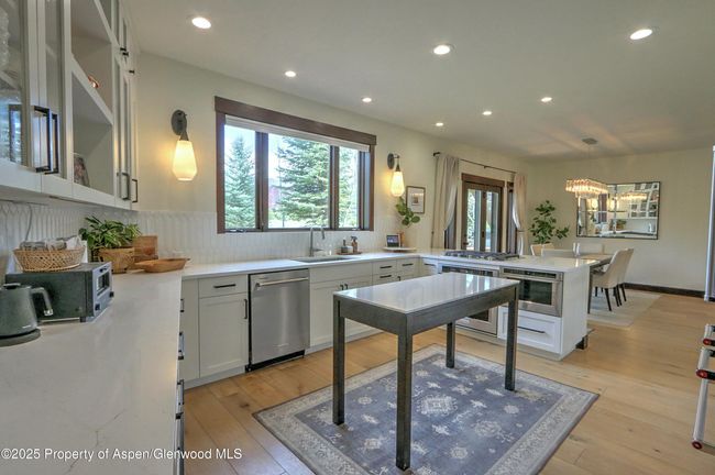 86 Sunrise Ct, House other with 5 bedrooms, 5 bathrooms and null parking in Glenwood Springs CO | Image 17
