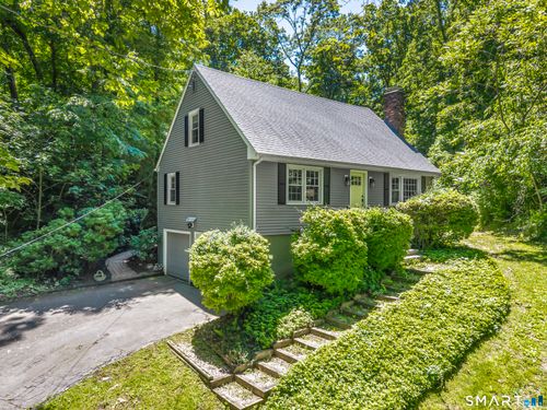 120 Wilderwood Dr, Guilford, CT, 06437-1301 | Card Image