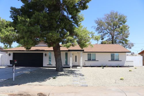 2032 W Eugie Ave, Phoenix, AZ, 85029-1614 | Card Image