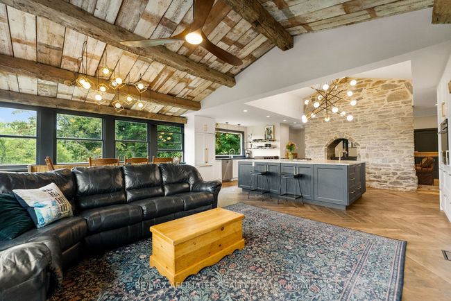 1415 Sheridan Rapids Rd, Home with 4 bedrooms, 4 bathrooms and 12 parking in Lanark ON | Image 17