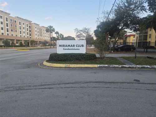 113-3252 Foxcroft Rd, Miramar, FL, 33025-4191 | Card Image