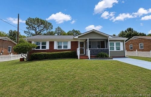 3241 Vardaman Ave, Hope Mills, NC, 28348-9649 | Card Image