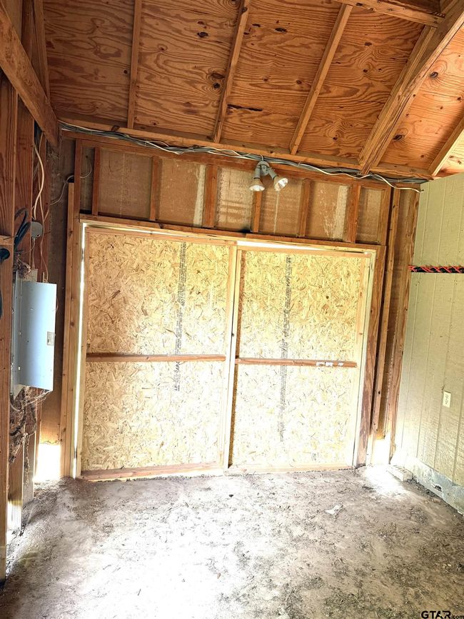 13675 Maple Dr, House other with 3 bedrooms, 2 bathrooms and null parking in Tyler TX | Image 33
