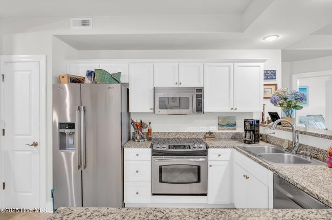UNIT-2102 - 2100 Marsh Grove Ln, Condo with 2 bedrooms, 2 bathrooms and 2 parking in Southport NC | Image 14