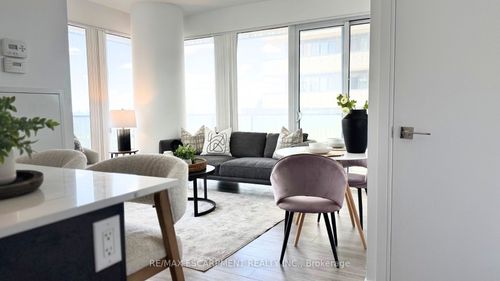 2409-42 Charles St E, Toronto, ON, M4Y0B7 | Card Image