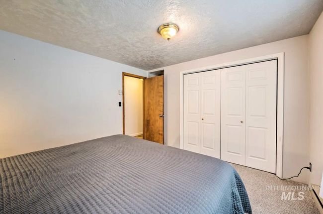8392 Highway 21, House other with 4 bedrooms, 2 bathrooms and 2 parking in Lowman ID | Image 8