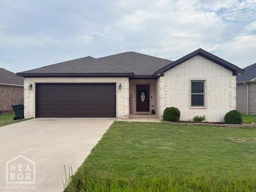 137 Redwood Dr, Bono, AR, 72416-9405 | Card Image