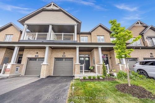 30 Paradise Way, Whitby, ON, L1R0R7 | Card Image