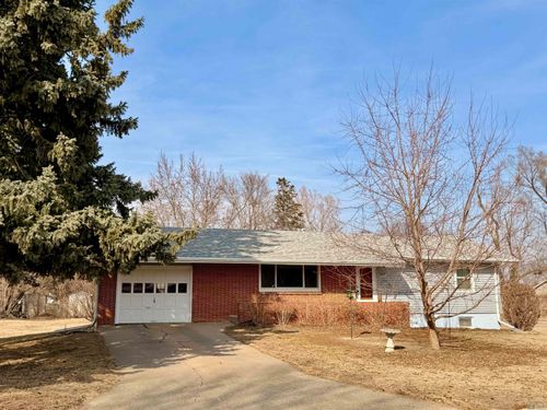 1703 Hickory St, Dakota City, NE, 68731-5037 | Card Image