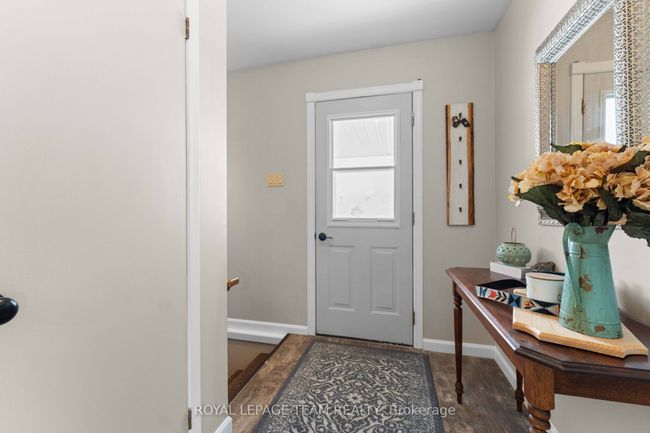 6 Ross St, House other with 3 bedrooms, 2 bathrooms and 6 parking in Cobden ON | Image 7