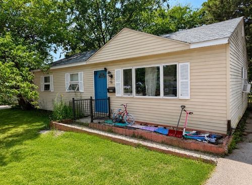 205 Caddy Ave, Carpentersville, IL, 60110-2228 | Card Image