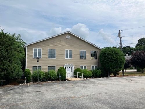 5-33 College Hill Rd, Warwick, RI, 02886-2776 | Card Image