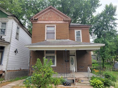 1908 Faraon St, Saint Joseph, MO, 64501-2451 | Card Image