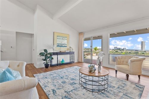 104-98-533 Kipaepae St, Aiea, HI, 96701-2160 | Card Image