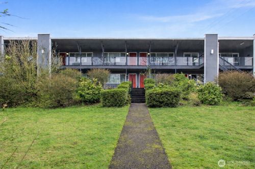 6-1902 Yakima Avenue, Tacoma, WA, 98405 | Card Image