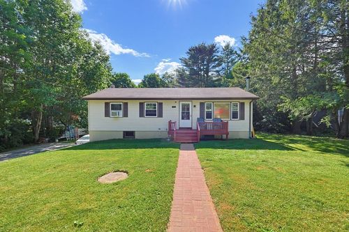 6 Woodland Dr, Wales, MA, 01081-9538 | Card Image