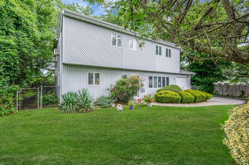 3 Clarissa Ln, Commack, NY, 11725-2303 | Card Image
