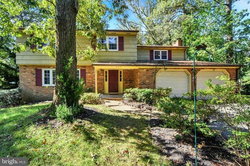 201 Oak Ave, SEVERNA PARK, MD, 21146-3227 | Card Image