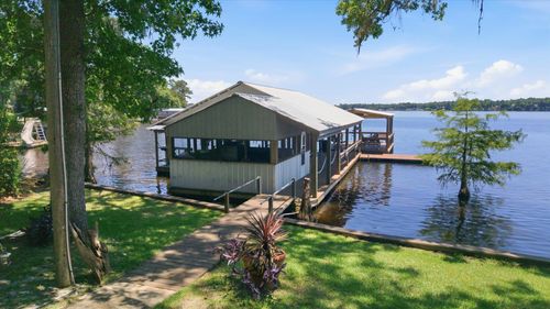 3015 Cooks Landing Rd, QUINCY, FL, 32351-0427 | Card Image