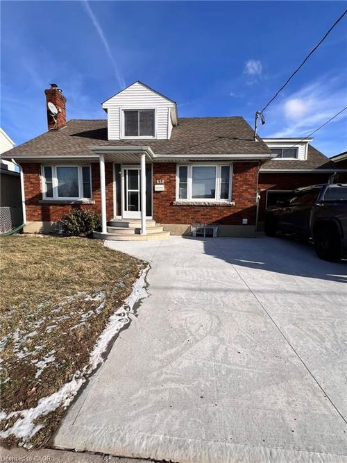 2-450 Niagara St, Saint Catharines, ON, L2M3P2 | Card Image