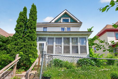 867 Aurora Ave, Saint Paul, MN, 55104-4740 | Card Image