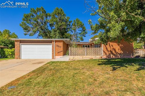 3217 Colfax Ave, Pueblo, CO, 81008-1327 | Card Image