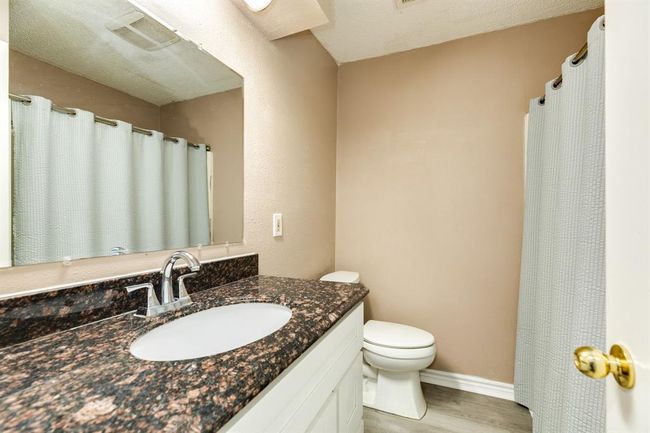 Main bathroom | Image 19