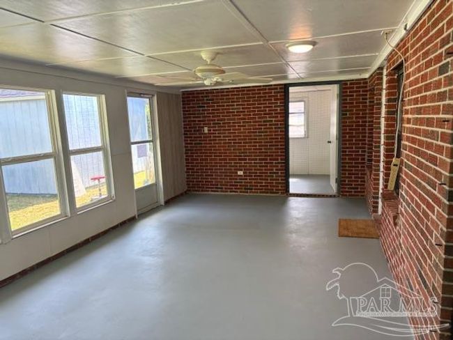 3332 Laurel Dr, House other with 3 bedrooms, 2 bathrooms and 4 parking in Gulf Breeze FL | Image 21