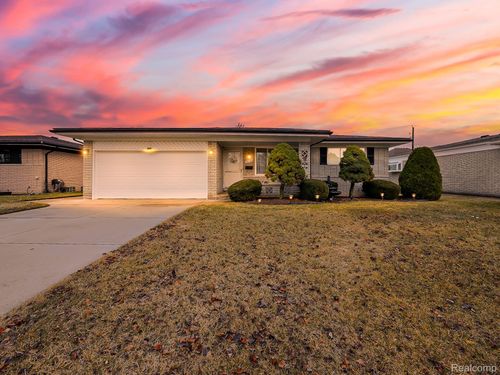 36268 Jeffrey Dr, Sterling Heights, MI, 48310-4357 | Card Image