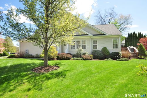 14-14 Carlson Ridge Ct, New Milford, CT, 06776-2927 | Card Image