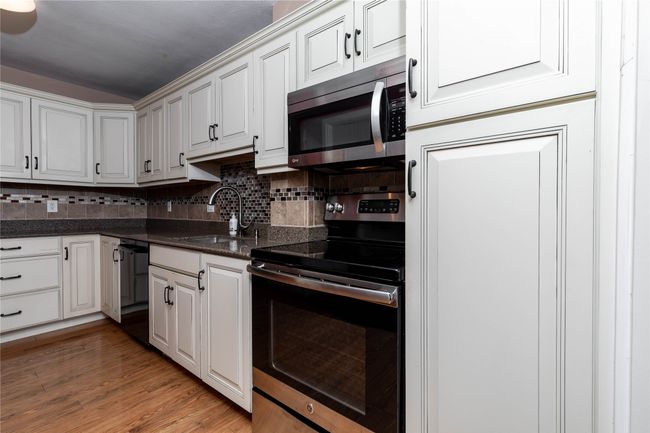 UNIT-604 - 3663 Grand Ave, Condo with 2 bedrooms, 2 bathrooms and null parking in Des Moines IA | Image 6