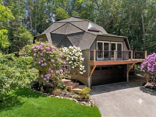 13 Town Farm Rd, Ipswich, MA, 01938-1378 | Card Image