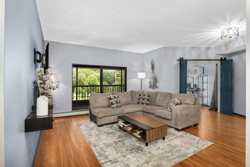 apt-207e-2265 Youngman Ave, Saint Paul, MN, 55116-4401 | Card Image