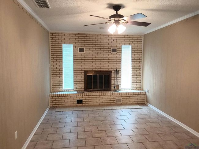 1011 Hillcrest, House other with 3 bedrooms, 1 bathrooms and null parking in Linden TX | Image 7