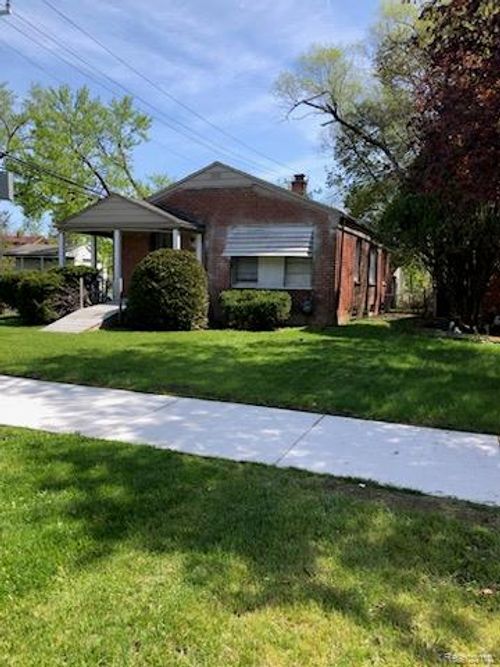 8908 Artesian St, Detroit, MI, 48228-3049 | Card Image