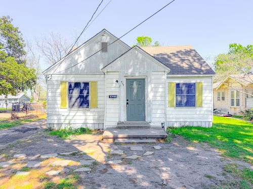 409 S 31st St, Corsicana, TX, 75110-4910 | Card Image