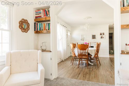 1115 Kingston Ave, Flint, MI, 48507-4741 | Card Image