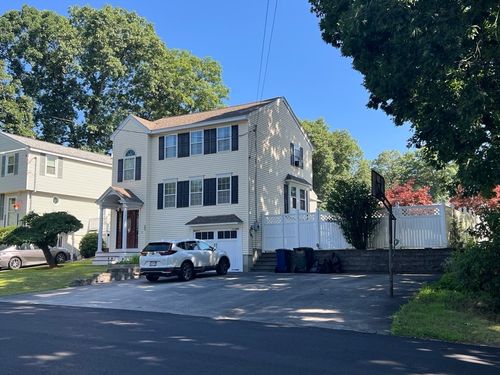 23 Valley Rd, Dracut, MA, 01826-2031 | Card Image
