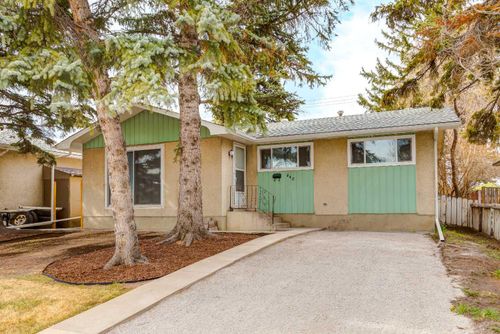 840 Raynard Cres Se, Calgary, AB, T2A1X7 | Card Image