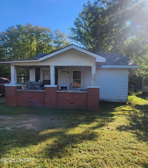 102 Rhea St, Jackson, TN, 38301-6749 | Card Image