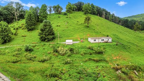 18026 Confederate Road, Glade Spring, VA, 24340 | Card Image