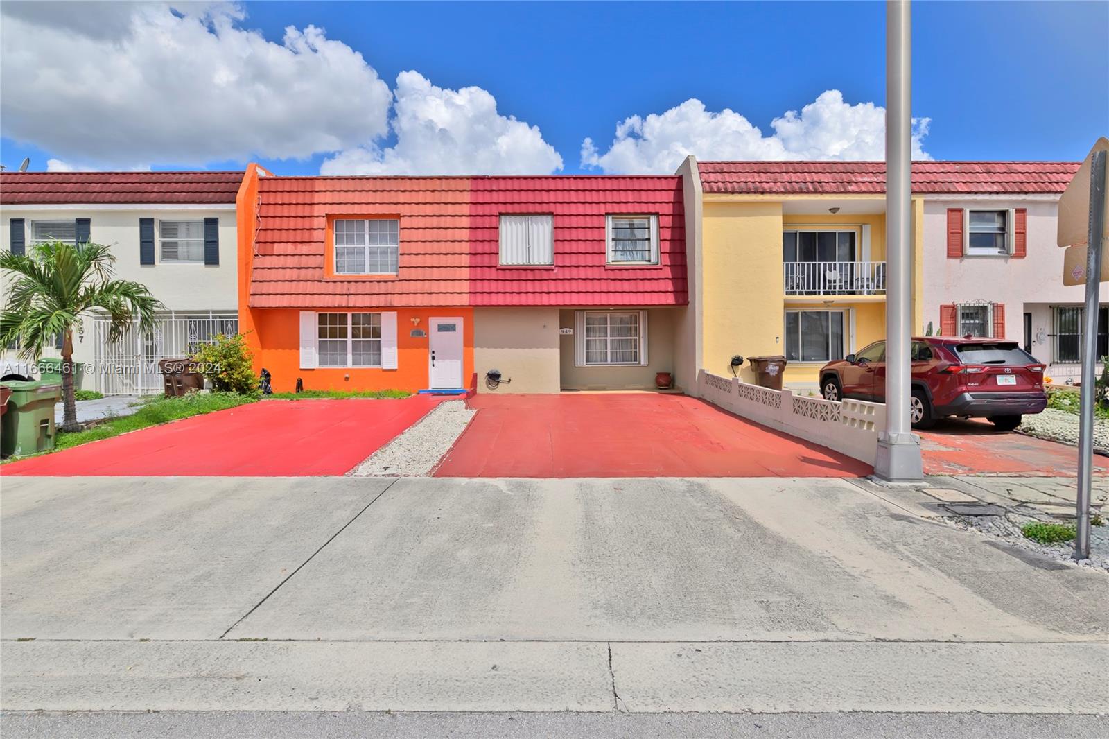 79th St, Hialeah, FL 33014