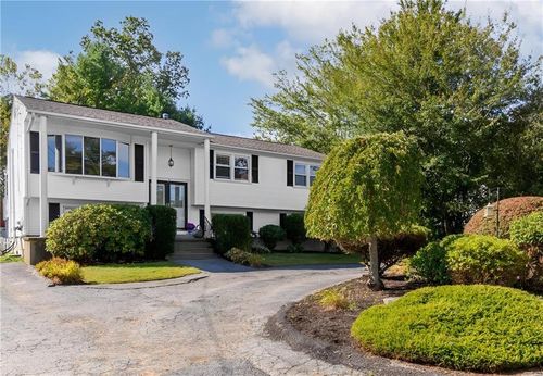 4 Barbato Dr, Johnston, RI, 02919-2505 | Card Image