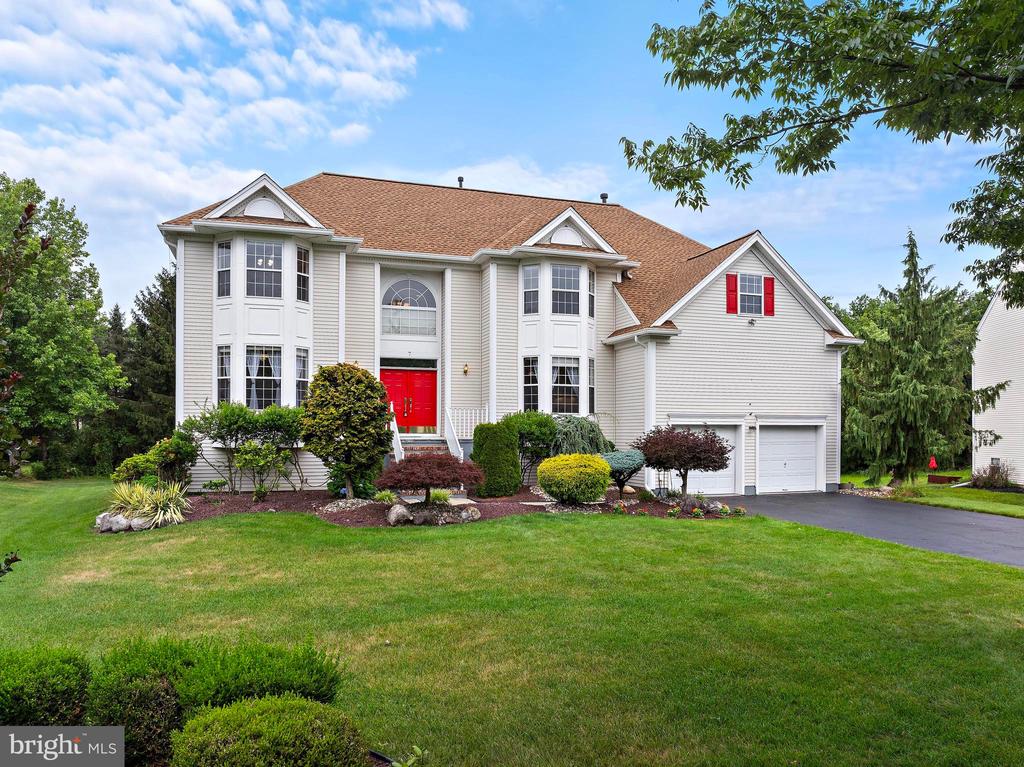 Residential in EAST WINDSOR 2