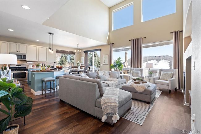 8196 Wetherill Cir, House other with 4 bedrooms, 3 bathrooms and 3 parking in Castle Pines CO | Image 12