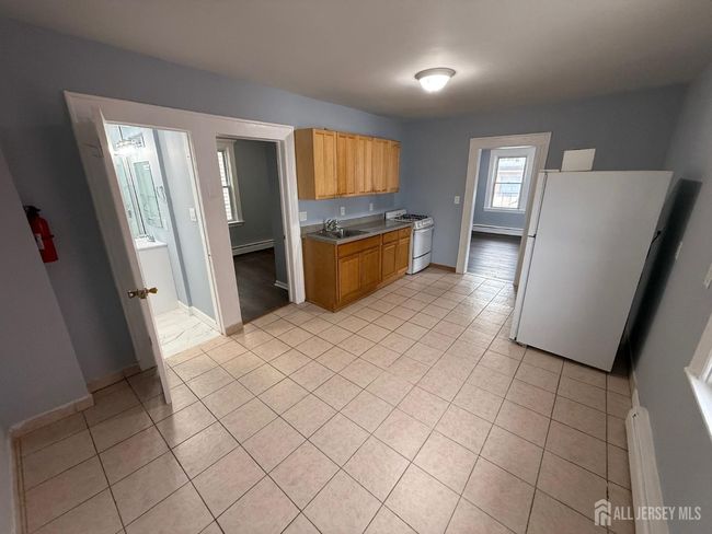 54 Larch St, Condo with 2 bedrooms, 1 bathrooms and null parking in Carteret NJ | Image 10
