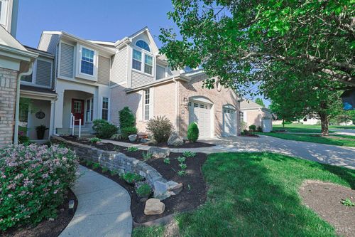 3886 Arbor Green Dr, Cincinnati, OH, 45255-5638 | Card Image