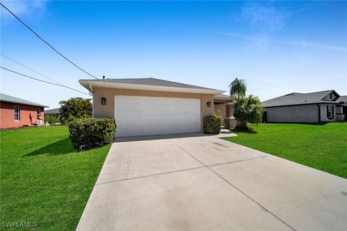 1317 Ne 1st Pl, Cape Coral, FL, 33909-1221 | Card Image