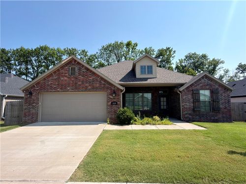 3009 E Coolridge St, Fayetteville, AR, 72701-4748 | Card Image
